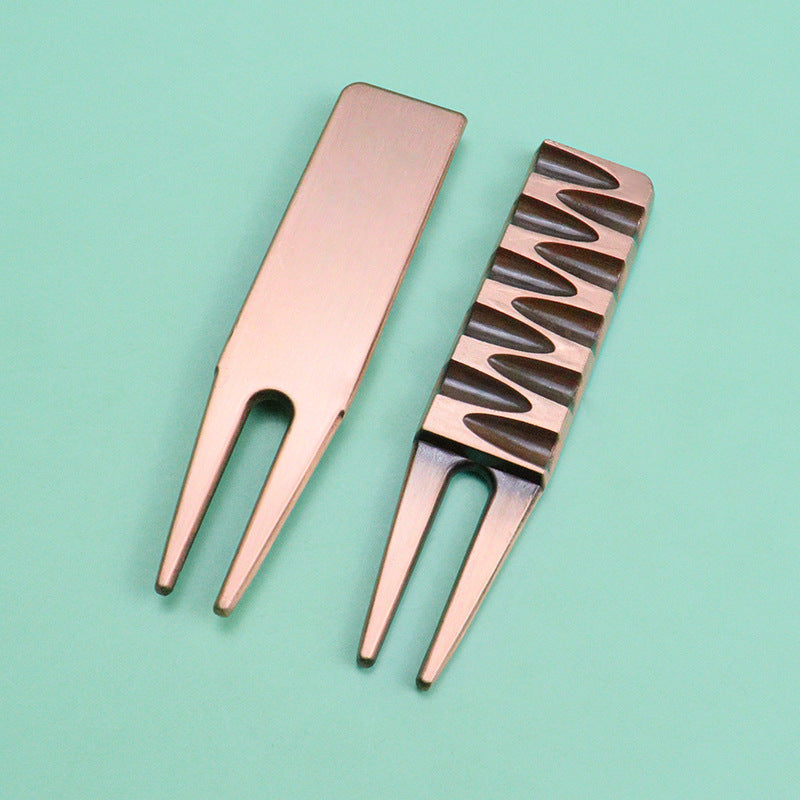 Golf Metal Putting Green Fork Creative Chocolate Shape Golf Turf Tool